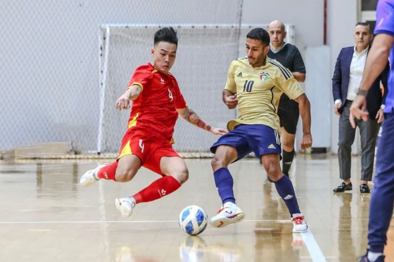 Futsal giúp người chơi vận động liên tục, tăng sức bền, sự linh hoạt và khả năng giữ thăng bằng. 