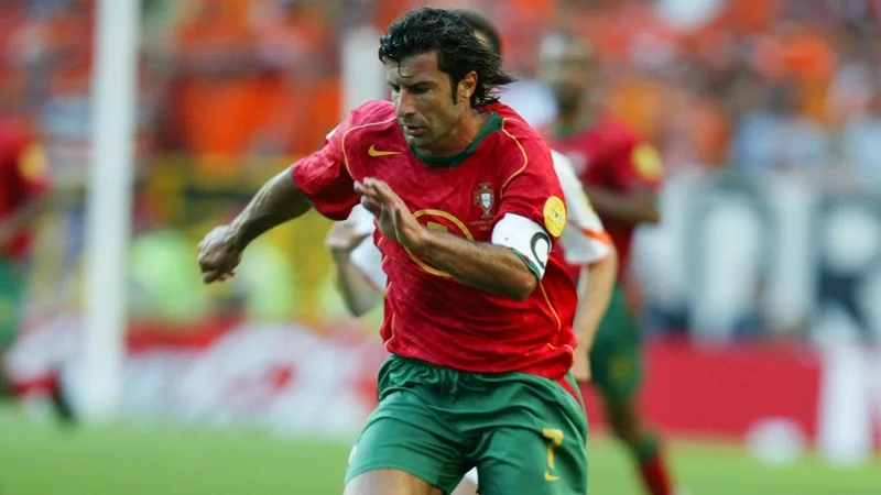 Luis Figo và các đồng đội thuộc "Thế hệ vàng" đưa Bồ Đào Nha trở lại đấu trường thế giới.