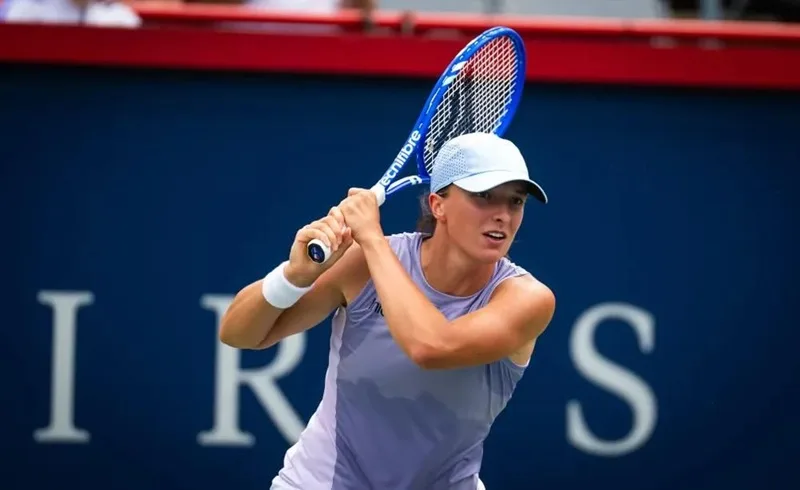 Iga Swiatek thể hiện sự thống trị ấn tượng ở nội dung đơn nữ Roland Garros.