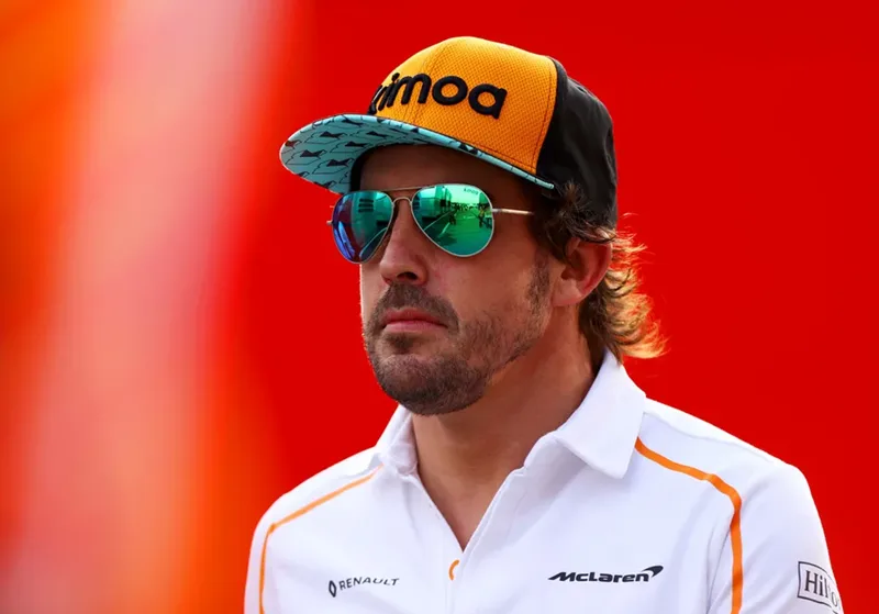 Alonso gắn bó với những chiếc xe Go-Kart từ năm 3 tuổi trước khi chinh phục các giải đua quốc tế.