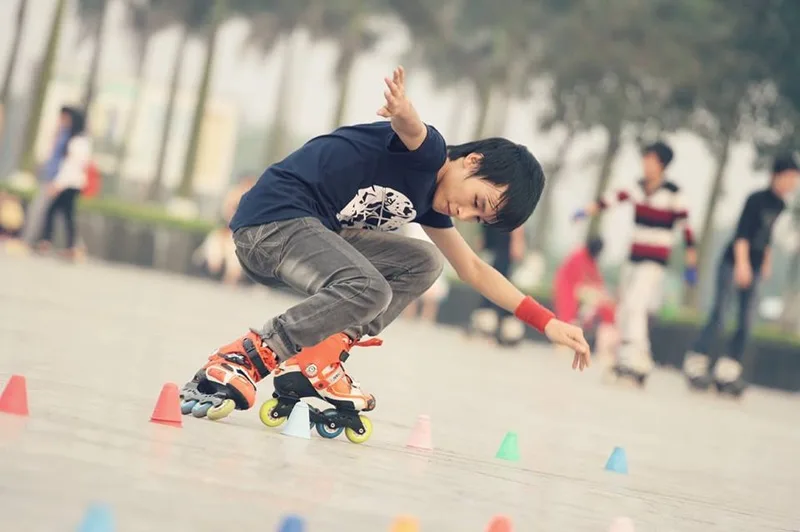 Duy trì trượt patin đều đặn giúp tăng cường hệ tim mạch và tiêu hao calo hiệu quả.